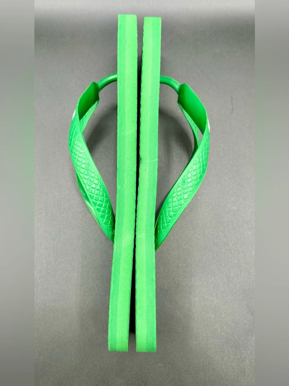 LACOSTE Flip-Flops Thong . Size 9/10